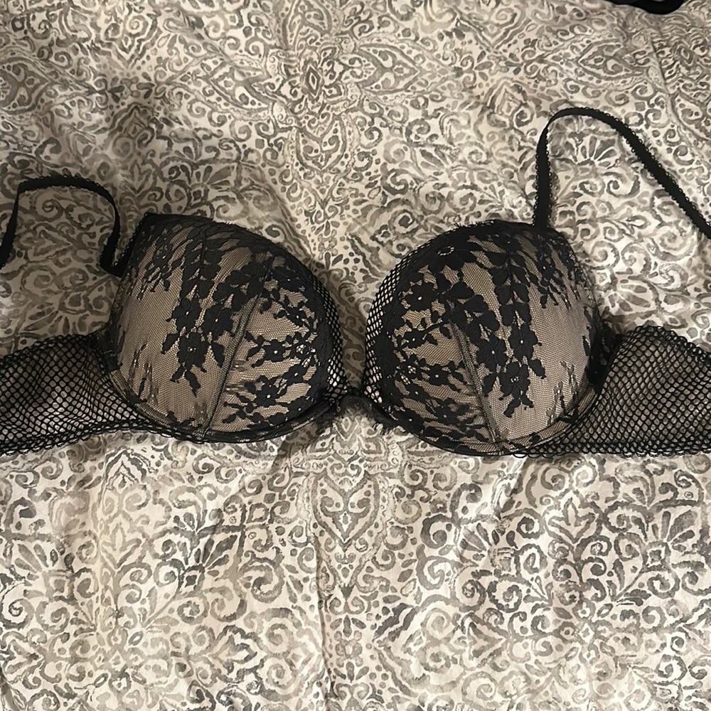 Victoria's secret bra